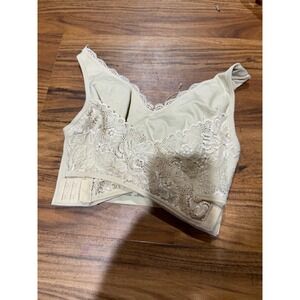 Cottagecore Womens Cara Mia Lace Trim Wireless Lift Bra Medium Beige